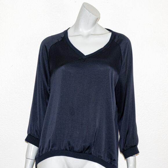 The Reset R Label Women's Small Satin VNeck Pullover Blouse Dark Navy - Picture 8 of 10